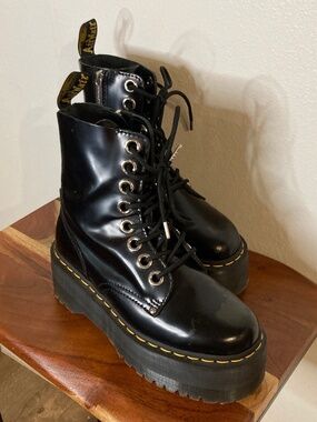doc Martens jadon max lace up patent leather platform ankle boots